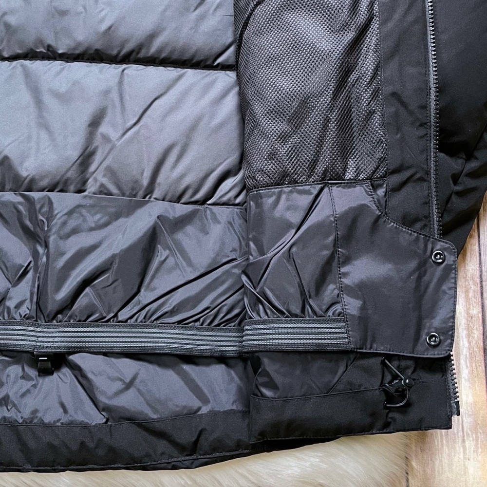 The North Face Men’s Corefire Down Black Jacket - Picture 8 of 12
